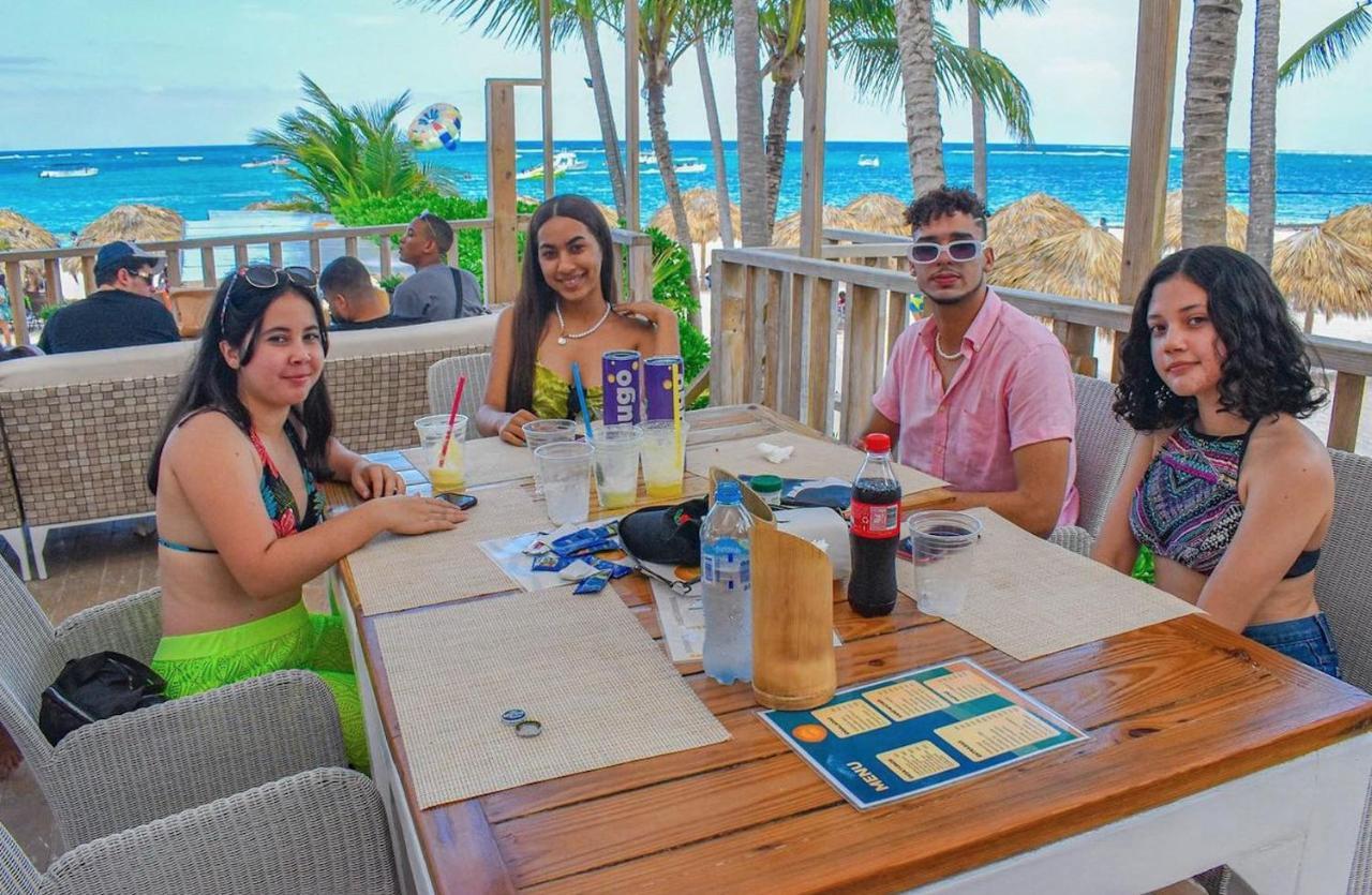 Los Corales Villas And Suites - Beach Club, Spa, Restaurants Punta Cana Zewnętrze zdjęcie